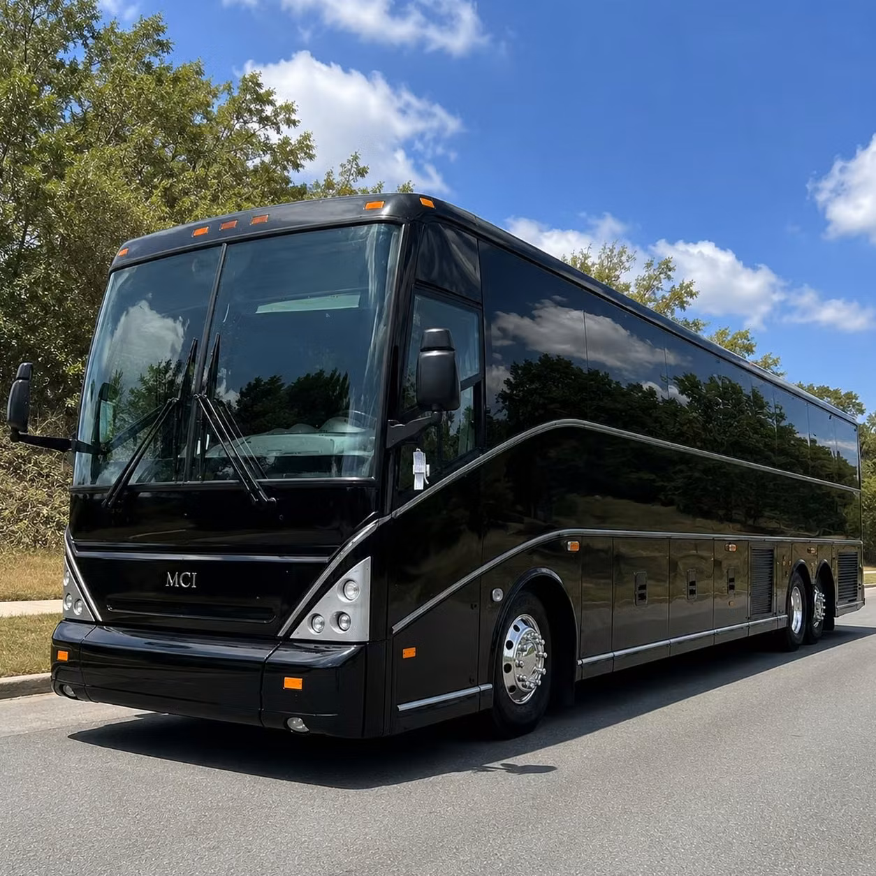 employee commuter shuttles for bellflower businesses along the 605 and 91 freeway corridors