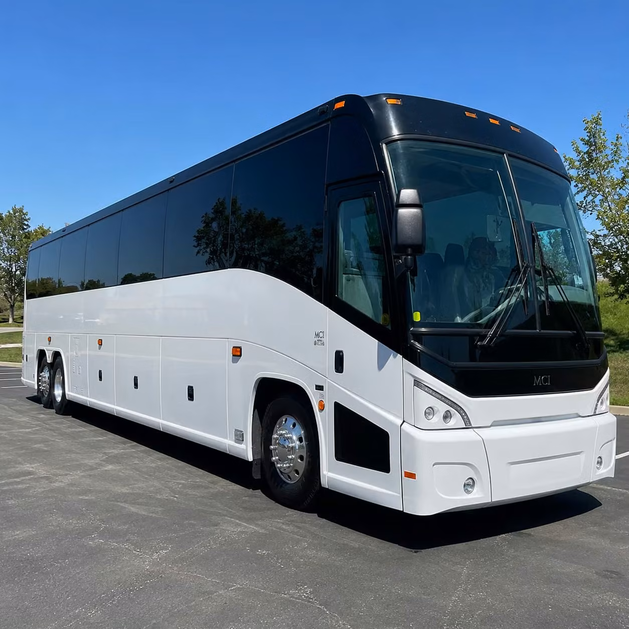 let charterbusrentalbellflowerca com handle the logistics for your next bellflower airport transfer