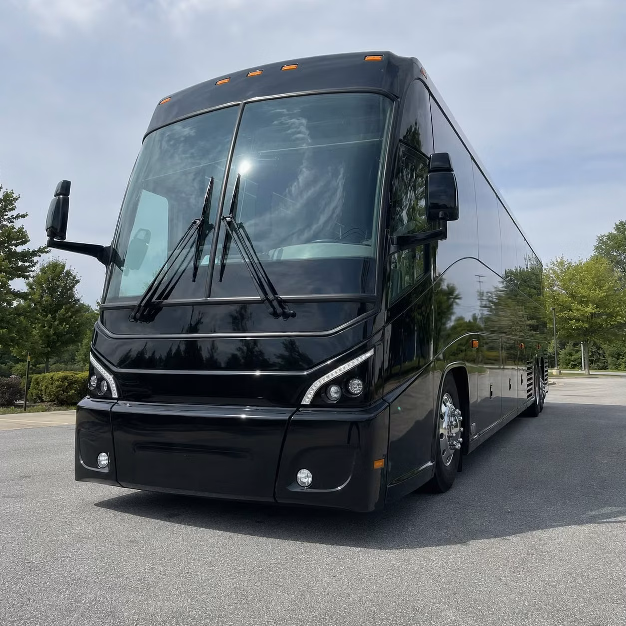 veteran and military ceremony transportation in the bellflower area
